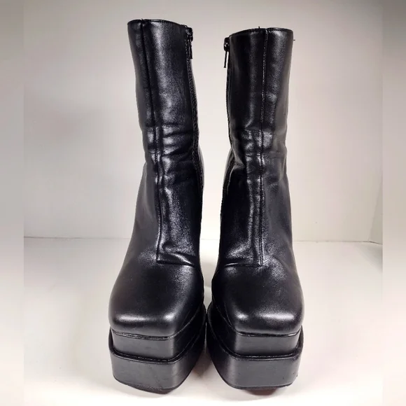 Boohoo Black Chunky High Platform Boots - Picture 3 of 15